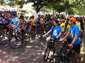 Circuito Maringá Bike reúne famílias, amigos e apaixonados por bicicletas